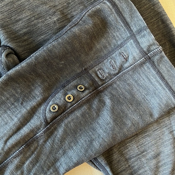 LULU adjustable crop pant capris really cute with scallop detail - Picture 4 of 8